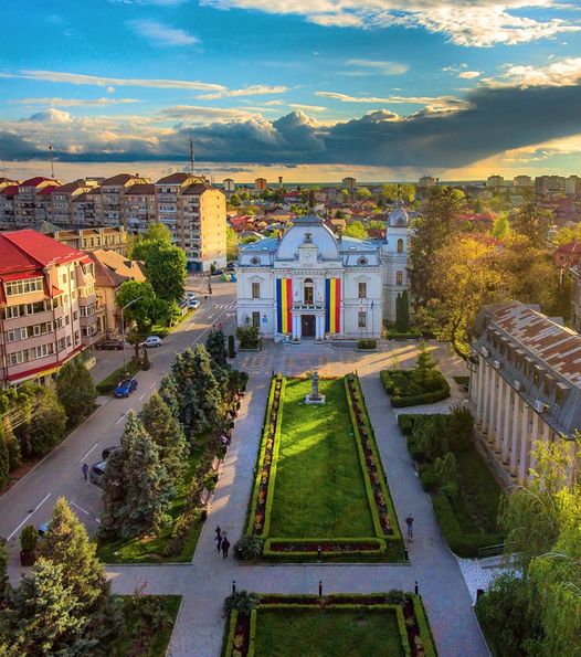 Cristian Stan, primarul Târgoviștei: „A fost aprobat bugetul municipiului Târgoviște pe anul 2023! Capitolul destinat dezvoltării reprezintă aproximativ 55% din total”