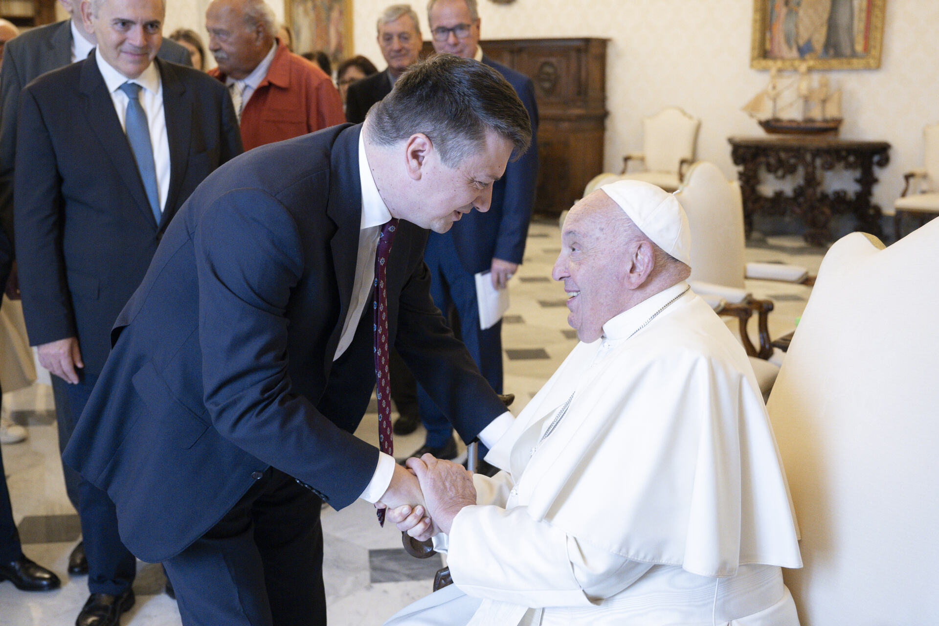 Moment important pentru România: Papa Francisc l-a primit la Vatican pe președintele Adunării Interparlamentare a Ortodoxiei (A.I.O.), deputatul PSD Ionuț Vulpescu