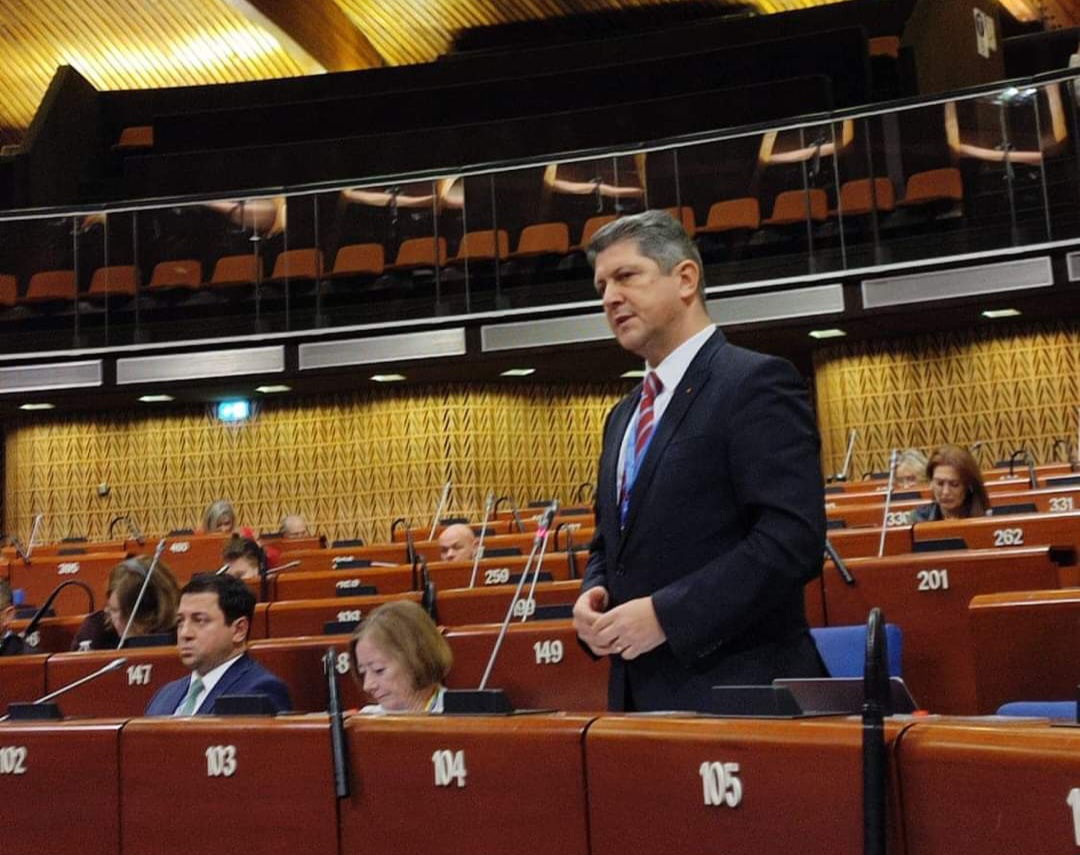 La inițiativa senatorului Titus Corlățean, membru al Delegației Parlamentului României la APCE, Comisia de la Veneția sesizată cu privire la recent adoptata lege a minorităților naționale din Ucraina
