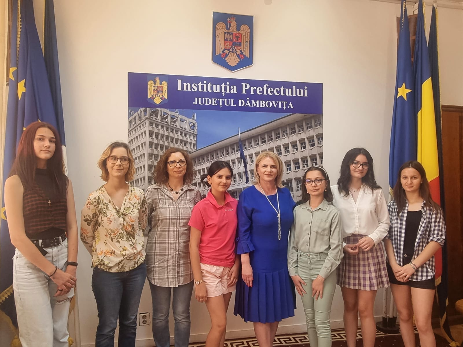 Mesajul prefectului județului Dâmbovița, Claudia Gilia, cu ocazia Zilei Naționale a Tineretului