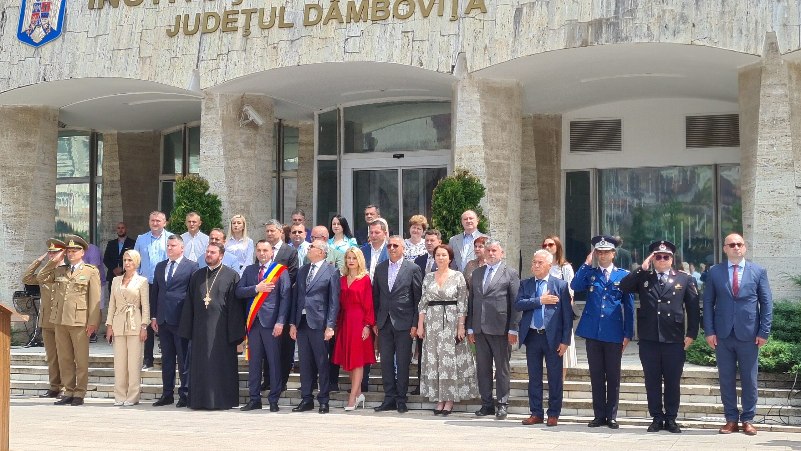Deputatul PSD Carmen Holban, mesaj de Ziua Drapelului Național: „Este un moment în care putem reflecta asupra valorilor și moștenirii noastre culturale și istorice și reafirma angajamentul față de acestea. La Mulți Ani!”