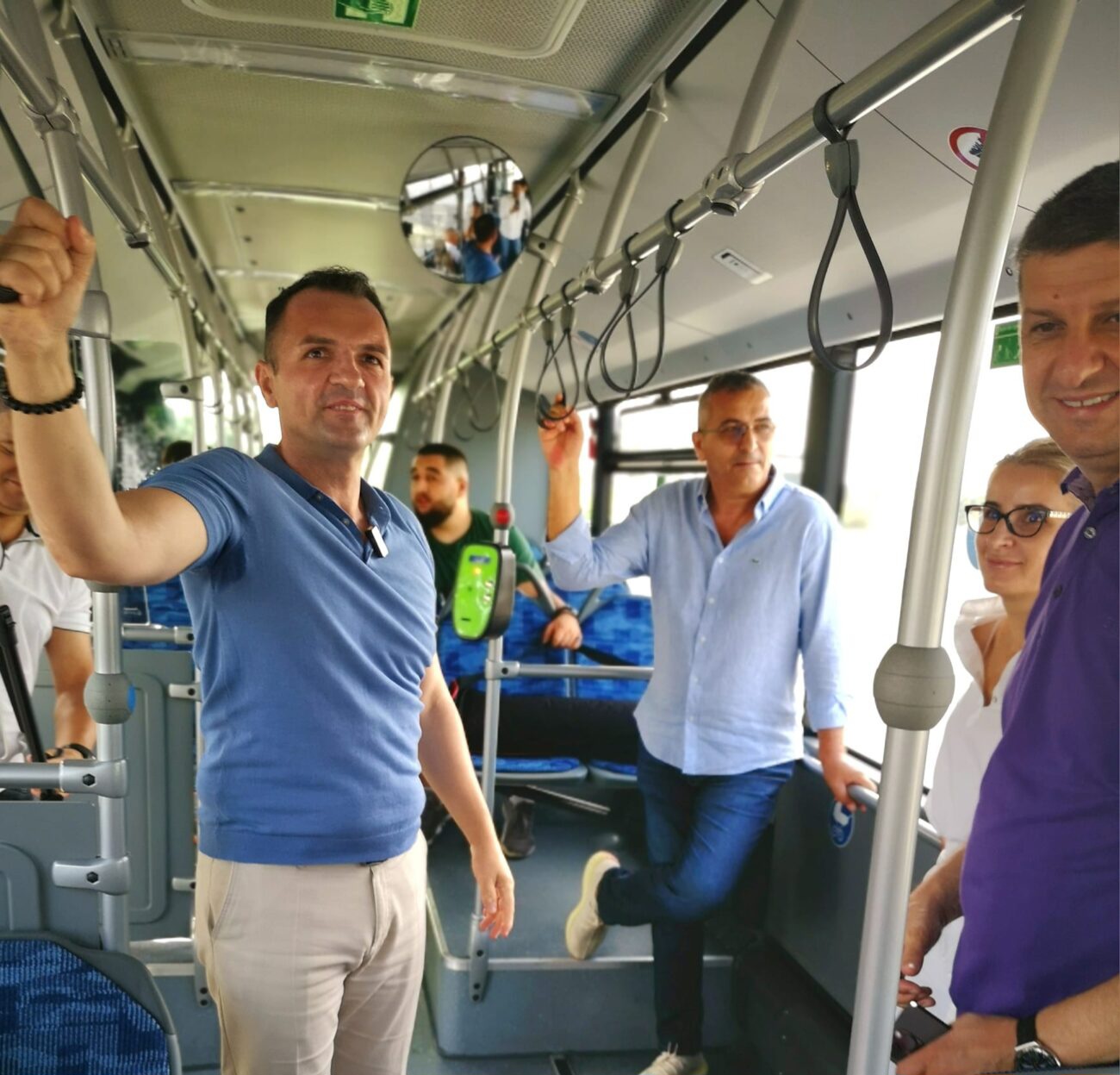 Transportul public local de la Târgoviște, alternativă excelentă și pe caniculă. Conducerea primăriei a verificat astăzi condițiile din autobuzele moderne, același model ca în marile orașe europene.