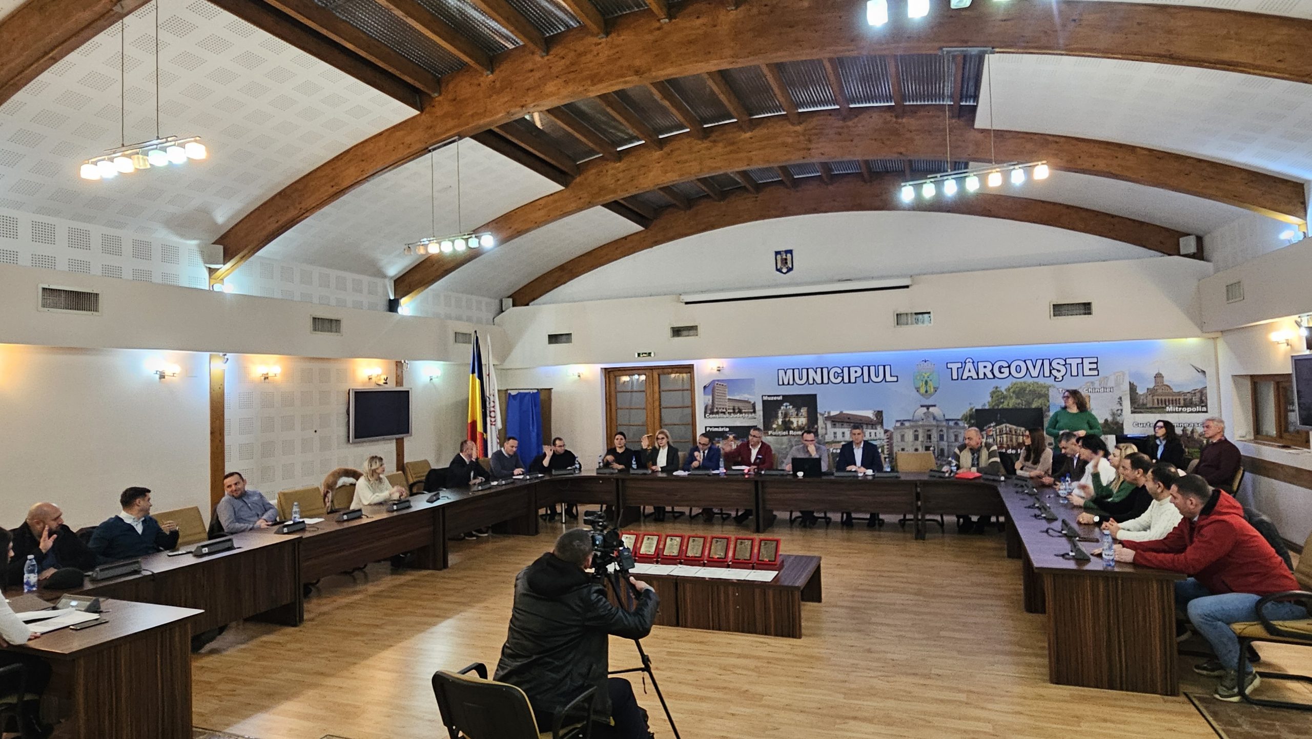 Bugetul municipiului Târgoviște pe anul 2024, aprobat fără votul consilierilor PNL, USR și Pro România. Și în acest an bugetul este axat pe investiții și dezvoltare.