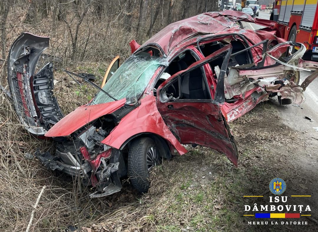 Accident rutier în zona pădurii din Dragodana, pe DN 72, între un tir și un autoturism, soldat cu decesul unei persoane. Traficul este blocat.