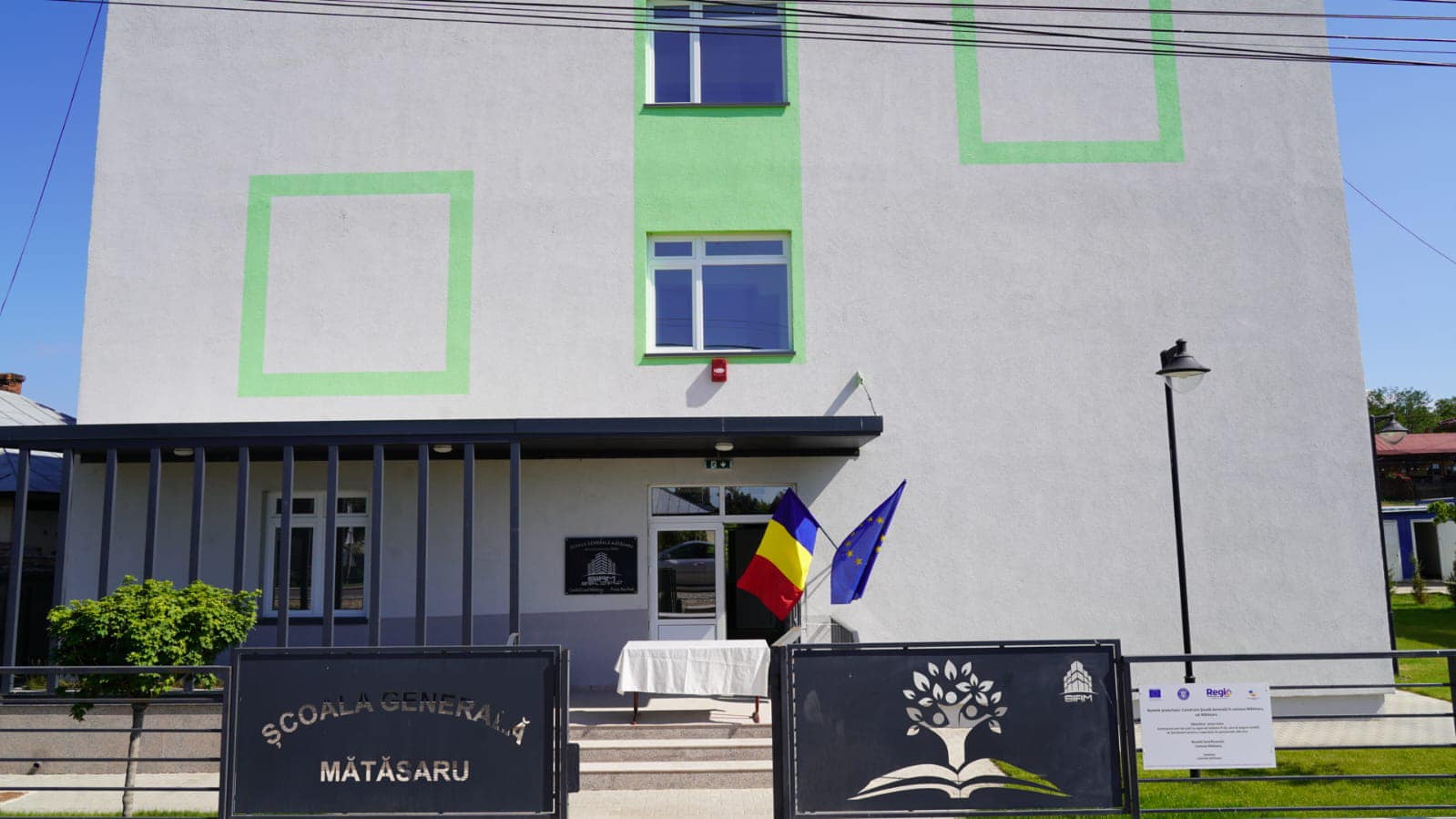 Școală nouă, realizată cu fonduri europene, inaugurată în comuna Mătăsaru.