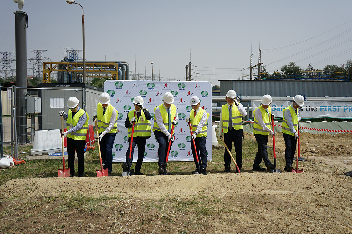 Ceremonia de inaugurare a lucrărilor la Instalația de Detritiere de la centrala nucleară Cernavoda
